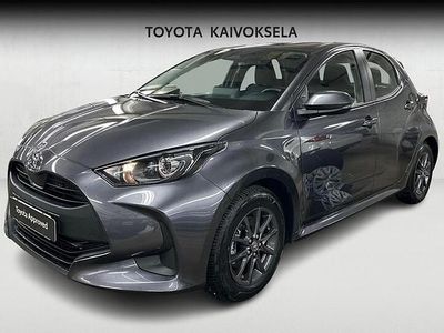 Käytetty Toyota Yaris Hybrid Active 116 HP (85 kW) 2025 Viistoperä
