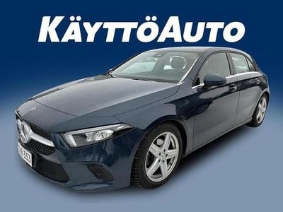 Käytetty Mercedes A180 Business 136 HP (100 kW) 2019 Deniminsinen Viistoperä
