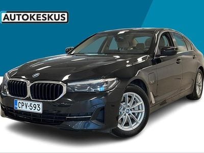 Musta Käytetty 2022 BMW 530e Sedan | 32 290 € (Perustarjous)