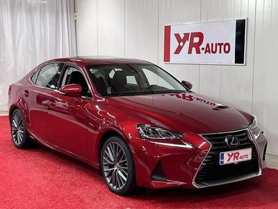 Käytetty 2020 Lexus IS300h Sedan | 41 900 €