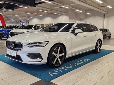 Käytetty Volvo V60 Inscription 317 HP (233 kW) 2019 Valkoinen Farmari