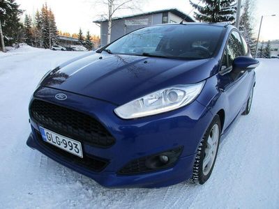 Käytetty Ford Fiesta 95 HP (69 kW) 2014 Sininen Viistoperä