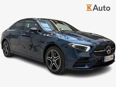 Sininen Käytetty 2021 Mercedes A250 Business Sedan | 29 980 € (Hieman kallis)