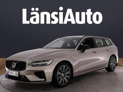 Ruskea Käytetty 2023 Volvo V60 Plus Farmari | 37 490 € (Perustarjous)
