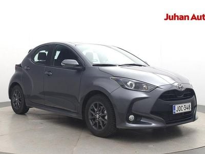Käytetty Toyota Yaris Hybrid 116 HP (85 kW) 2025 Harmaa Viistoperä
