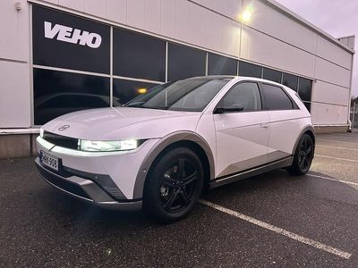 Valkoinen Käytetty 2025 Hyundai Ioniq 5 GO! Katumaasturi | 52 900 €