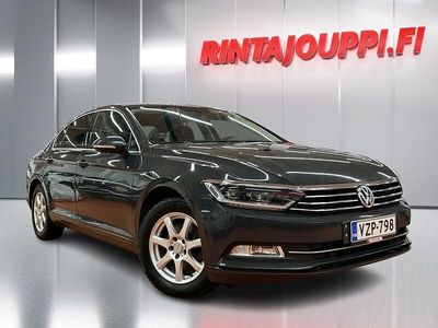 Käytetty 2018 VW Passat Comfortline Sedan | 10 990 € (Hyvä tarjous)