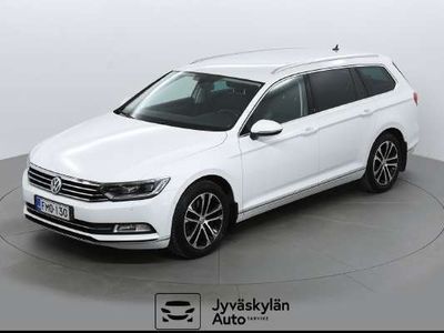 käytetty VW Passat Variant Highline 2,0 TDI 103 kW (140 hv) BlueMotion Technology DSG-automaatti ** Webasto / P.Avustin / Navi / Vetokoukku **