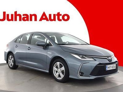 Käytetty Toyota Corolla Active 122 HP (89 kW) 2019 Hopea Sedan