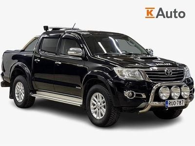 Käytetty Toyota HiLux 171 HP (125 kW) 2016 Met. musta Nouto