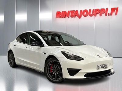 Valkoinen Käytetty 2021 Tesla Model 3 Performance Sedan | 28 299 € (Perustarjous)