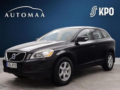Käytetty 2012 Volvo XC60 Summum Katumaasturi | 15 490 € (Hieman kallis)