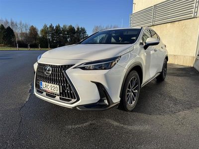 Lexus NX450h+