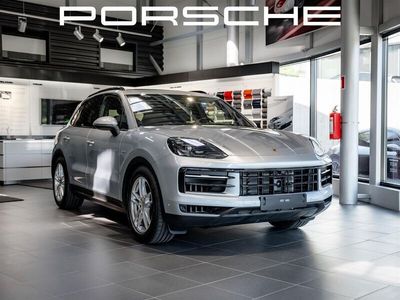 Harmaa Käytetty 2024 Porsche Cayenne Katumaasturi | 138 890 €