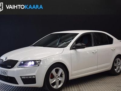 Käytetty Skoda Octavia RS 184 HP (135 kW) 2014 Viistoperä