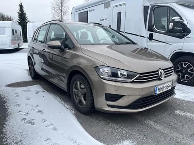 Ruskea Käytetty 2014 VW Golf Sportsvan Comfortline Tila-auto | 7 800 € (Hyvä tarjous)