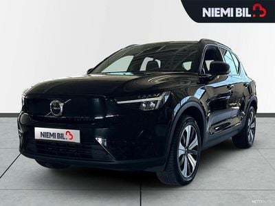 Käytetty 2023 Volvo XC40 Core Katumaasturi | 38 890 € (Kallis)