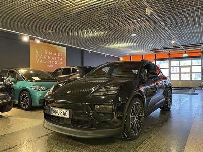 Käytetty 2024 Porsche Macan Sport Katumaasturi | 85 990 € (Kallis)