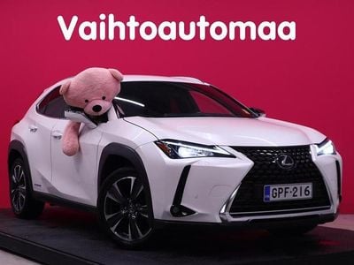 Käytetty Lexus UX 250h Business Edition 152 HP (111 kW) 2022 Katumaasturi
