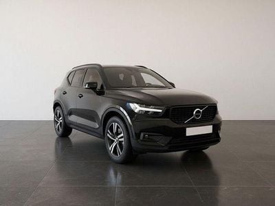 Musta Käytetty 2019 Volvo XC40 R-Design Katumaasturi | 34 900 € (Hieman kallis)