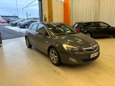 käytetty Opel Astra 5-ov Sport 1,6 Turbo Ecotec 132kW AT6 ** Juuri Tullut! / Suomi-Auto / Lohko + Sp / Sporttipenkit / Vakkari **