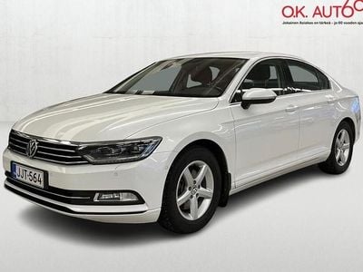 Käytetty VW Passat Comfortline 125 HP (91 kW) 2015 Valkoinen Sedan