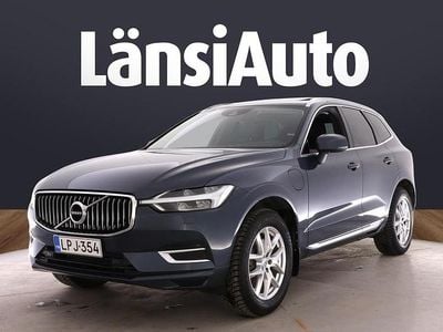 Käytetty Volvo XC60 Inscription 320 HP (235 kW) 2018 Sininen Katumaasturi