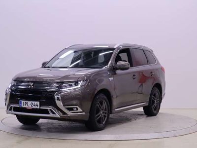 käytetty Mitsubishi Outlander P-HEV Intense 4WD 5P