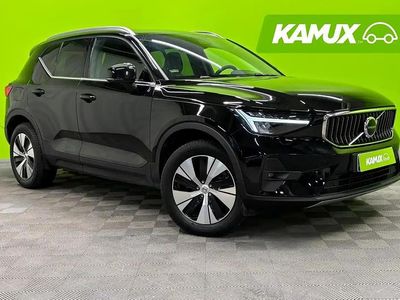 Musta Käytetty 2023 Volvo XC40 Core Katumaasturi | 33 290 € (Perustarjous)