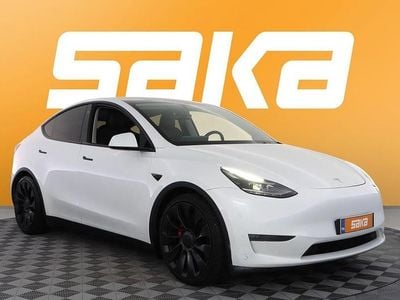 Käytetty 2022 Tesla Model Y Performance Katumaasturi | 36 400 € (Perustarjous)