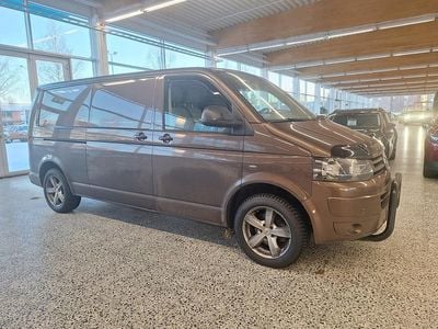 Ruskea Käytetty 2013 VW T5 Van | 12 500 € (Supertarjous)