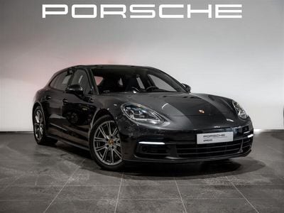 Porsche Panamera 4