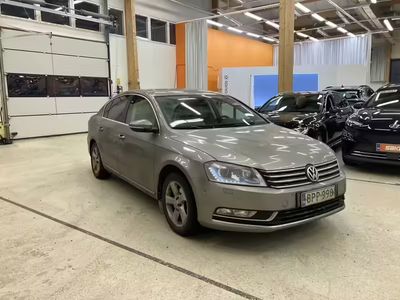 VW Passat