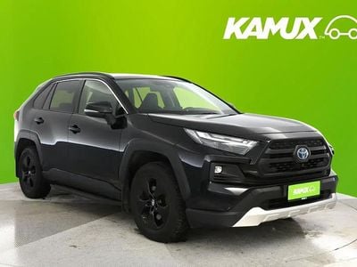 Käytetty Toyota RAV4 Hybrid 178 HP (130 kW) 2022 Musta Katumaasturi