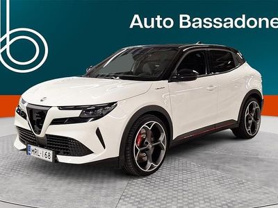 Käytetty 2025 Alfa Romeo Junior Veloce Katumaasturi | 38 990 €