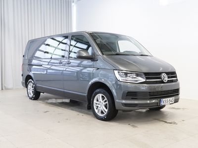 käytetty VW Transporter umpipakettiauto Pitkä 2,0 TDI 110 kW DSG - Kiinteä korko 3,99% + kulut - Suomiauto, ALV-Vähennyskelpoinen, Webasto kaukosäätimellä, Vetokoukku, Peruutustutka - J. autoturva - Ilmainen kotiintoimitus!