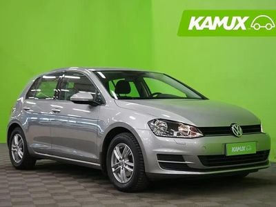 Käytetty VW Golf VII Comfortline 122 HP (89 kW) 2015 Hopea / harmaa Sedan