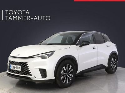 Käytetty Lexus LBX Launch Edition 136 HP (100 kW) 2025 Sonic white / astral Katumaasturi