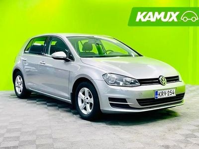 Käytetty VW Golf VII Comfortline 122 HP (89 kW) 2013 Hopea / harmaa Sedan