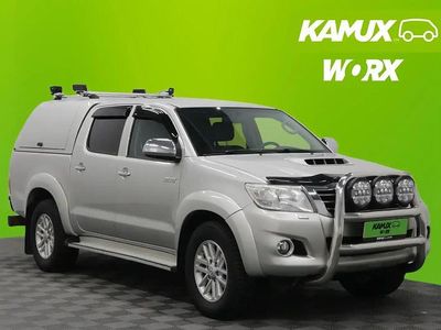 Käytetty Toyota HiLux 171 HP (125 kW) 2013 Hopea / harmaa Nouto