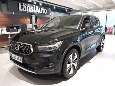 Musta Käytetty 2020 Volvo XC40 Business Edition Katumaasturi | 26 950 € (Hieman kallis)