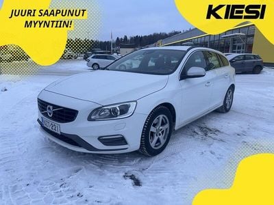 Käytetty Volvo V60 R-Design 190 HP (139 kW) 2017 Farmari