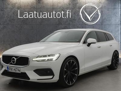 Käytetty Volvo V60 Momentum 150 HP (110 kW) 2019 Farmari