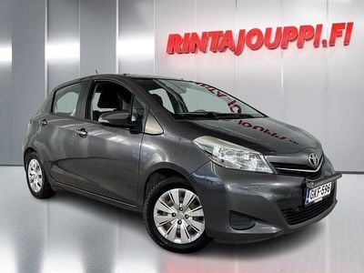 Käytetty Toyota Yaris Sol 99 HP (72 kW) 2012 Viistoperä