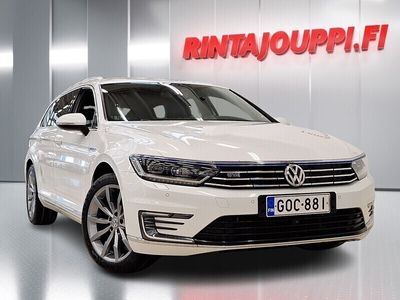 käytetty VW Passat Variant GTE Plug-In Hybrid 160 kW (218 hv) DSG-automaatti - 3kk lyhennysvapaa - 360-kamera, Koukku, ErgoComfort penkit - Ilmainen kotiintoimitus! - J. autoturva