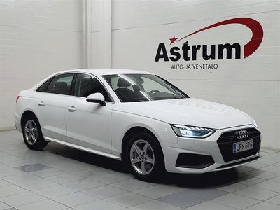 Valkoinen Käytetty 2013 Audi A4 Black Edition Farmari | 27 800 €