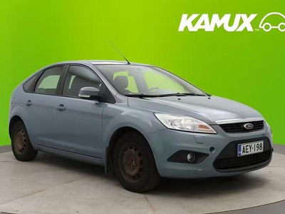 Punainen Käytetty 2008 Ford Focus Titanium Sedan | 750 €