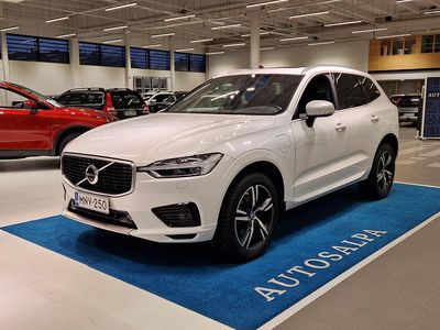 Valkoinen Käytetty 2019 Volvo XC60 R-Design Katumaasturi | 31 900 € (Perustarjous)