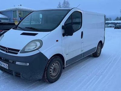 Käytetty Opel Vivaro 135 HP (99 kW) 2005 Valkoinen Tila-auto