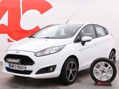 Käytetty Ford Fiesta Trend 80 HP (58 kW) 2016 Valkoinen Viistoperä